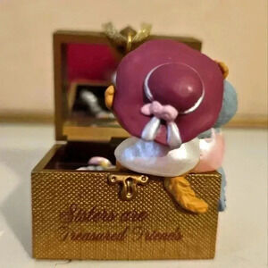 Hallmark Ornament 1997 Sister to Sister Ornament